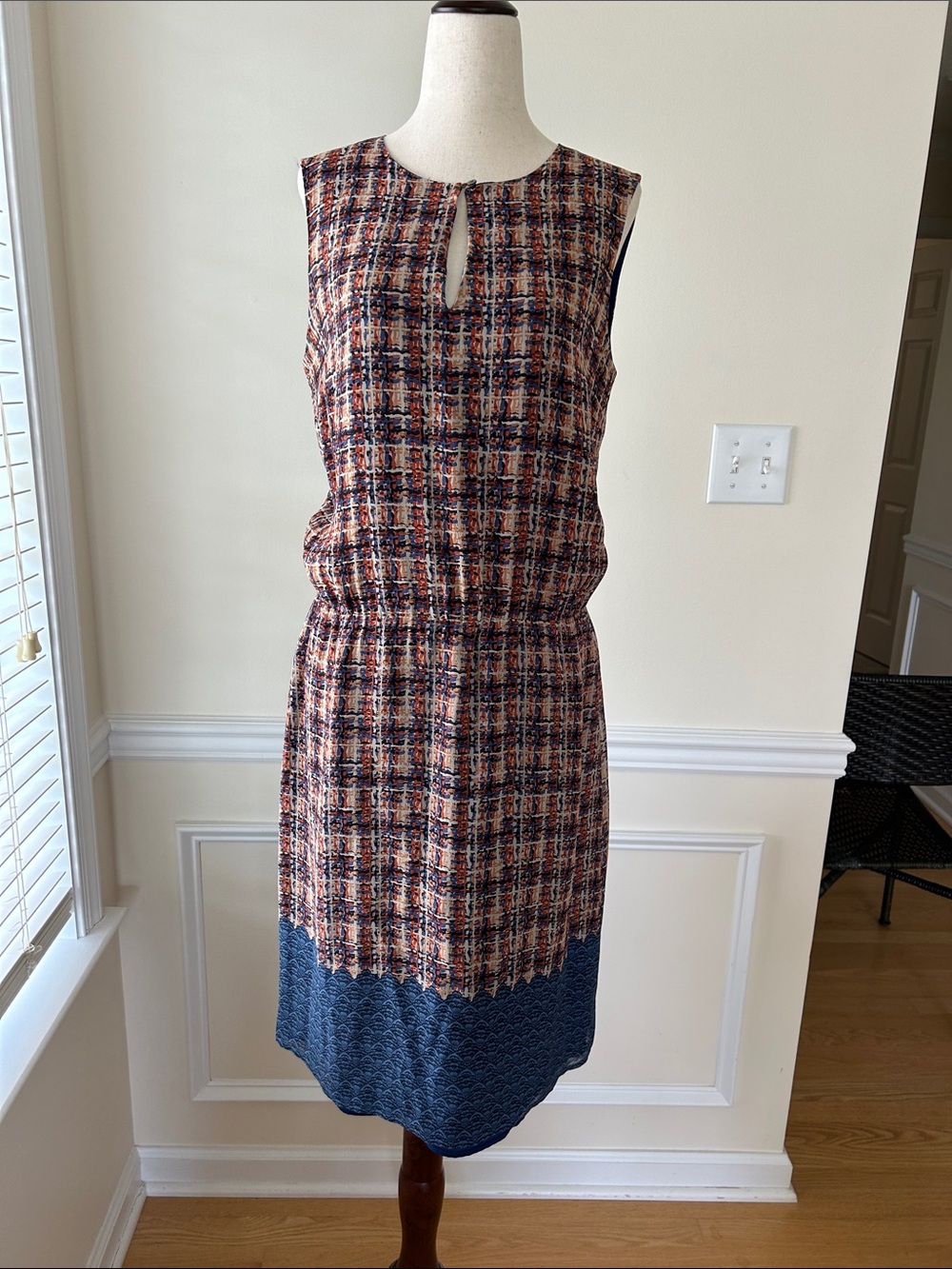 Sleeveless Multicolor Plaid Silk Dress with Navy Hem